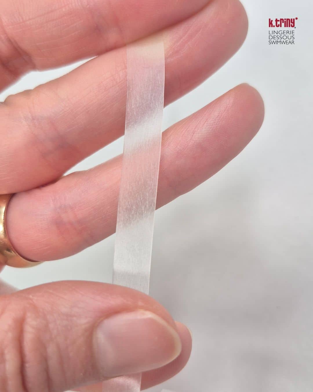 Transparentes Framilon Band ca. 7 mm für Nähprojekte